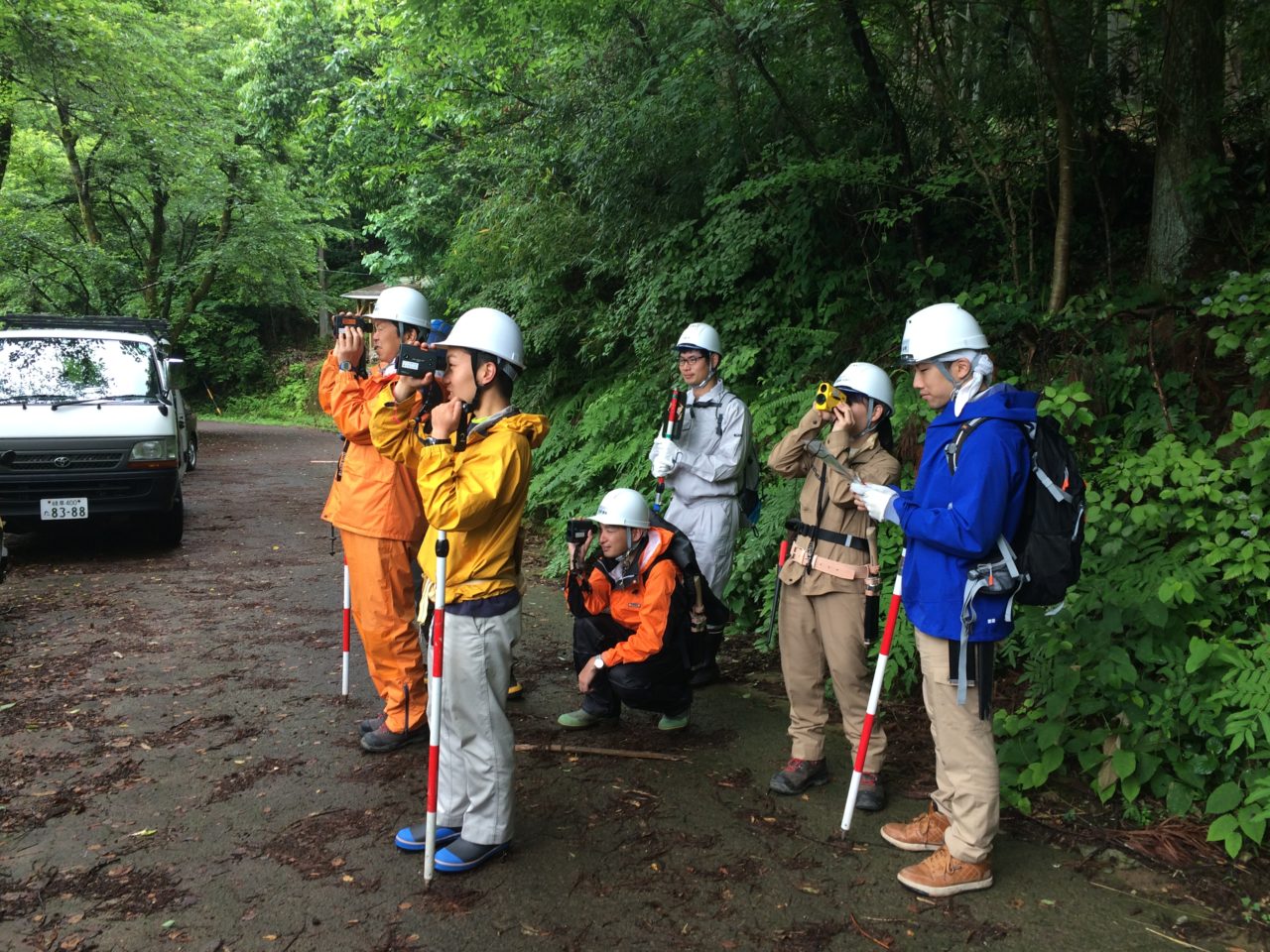森を測る技術を学ぶ Cr1林業専攻「測量技術」 : 岐阜県立森林文化