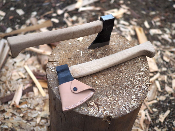 木工用の斧