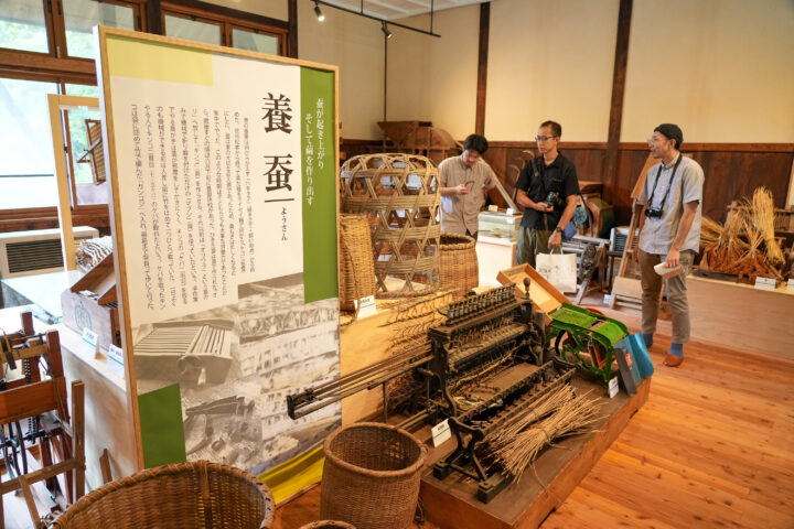 館内に展示されている民具