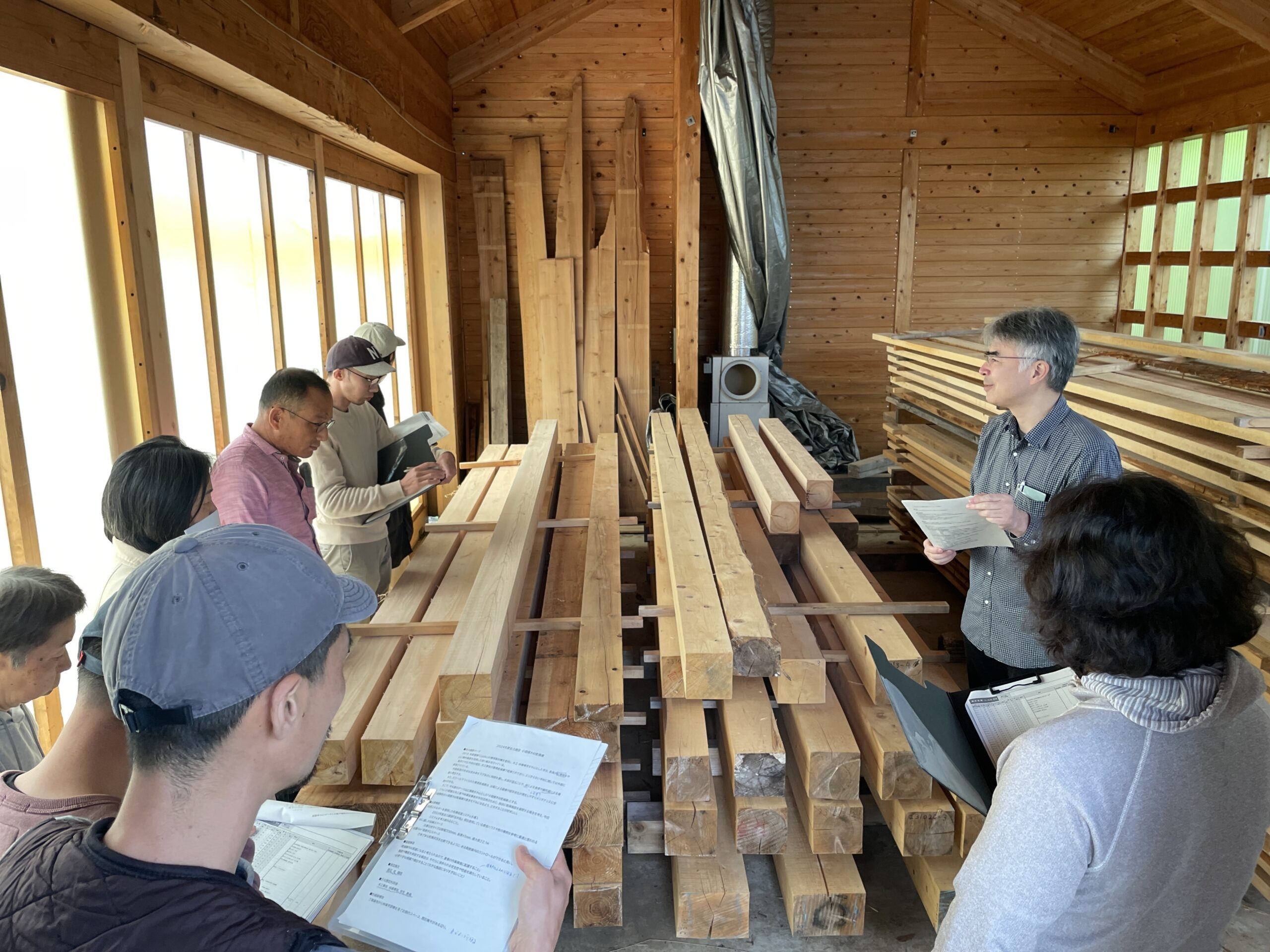 自力建設2024テーマ「小規模木材乾燥庫」 : 岐阜県立森林文化アカデミー