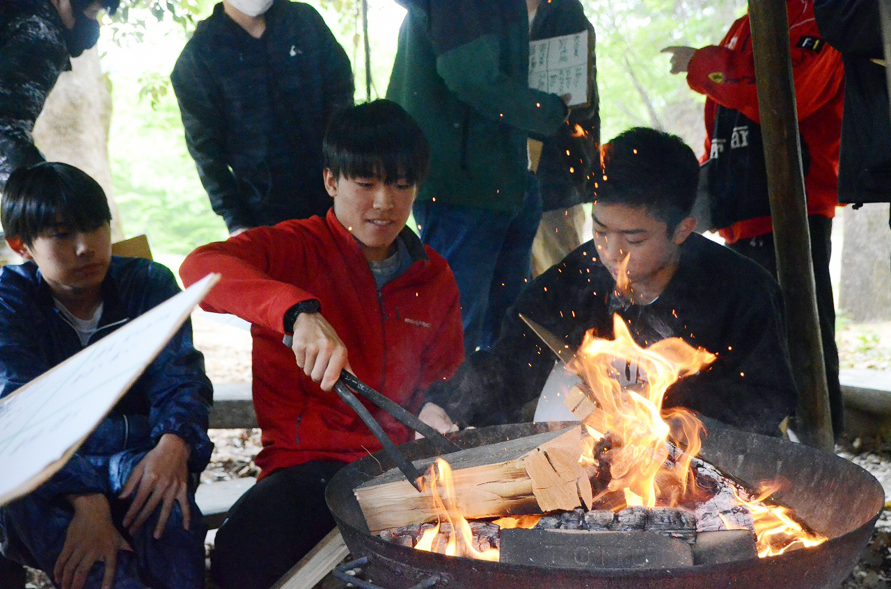 アニュアルレポート2023】焚火を良きパートナーとするために : 岐阜