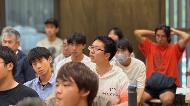 自力建設2025プロポーザルコンペの様子