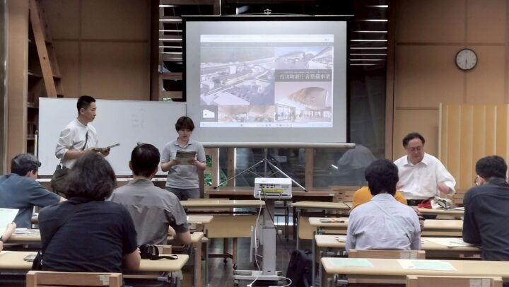 視察の様子