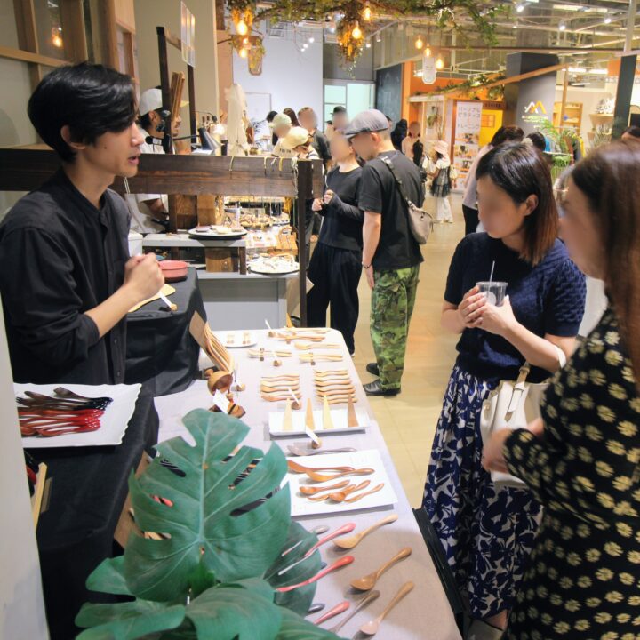 イベントに出展して、作品の魅力を伝える